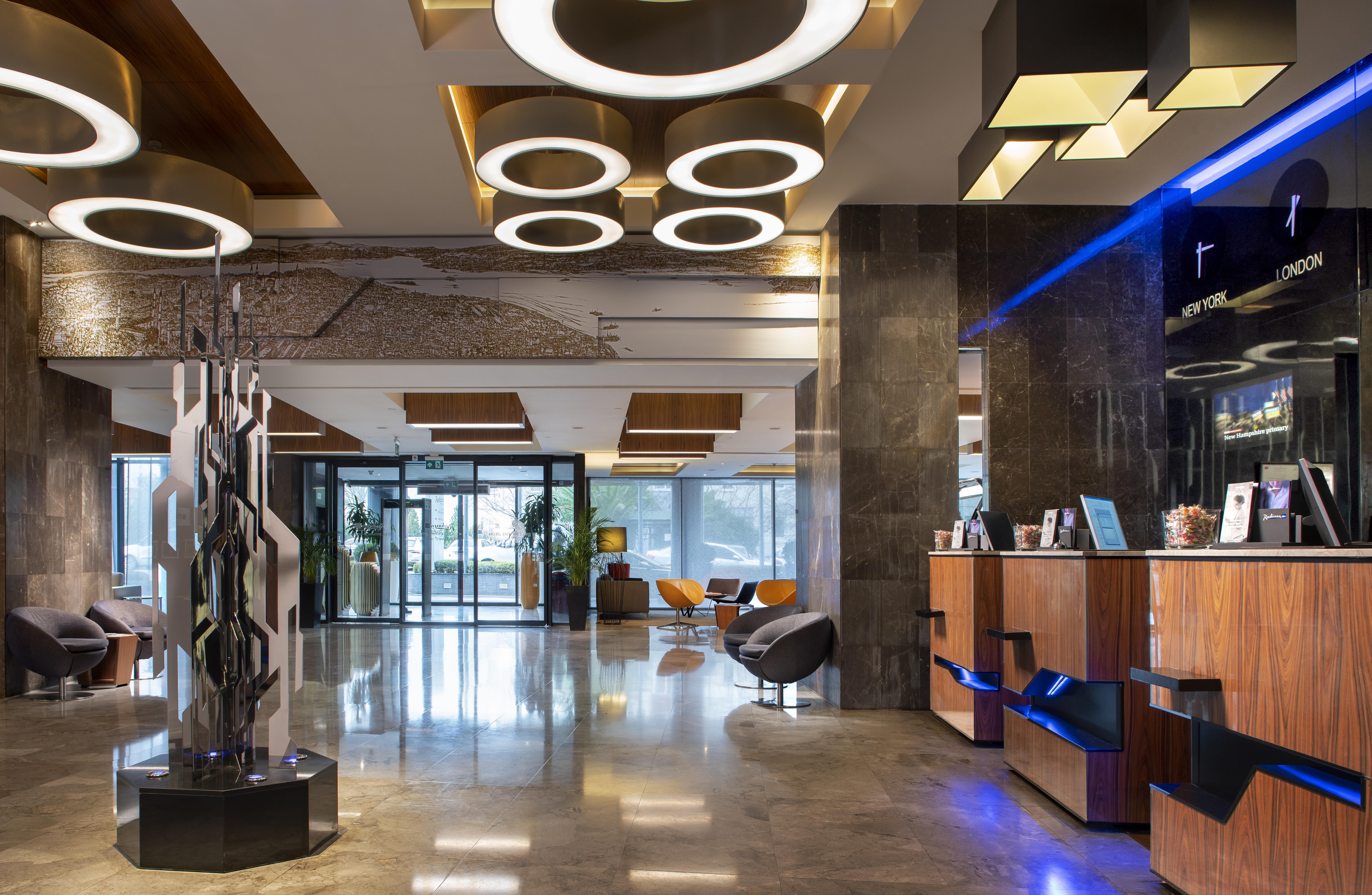 Radisson Blu Hotel Istanbul Asia ภายนอก รูปภาพ Lobby